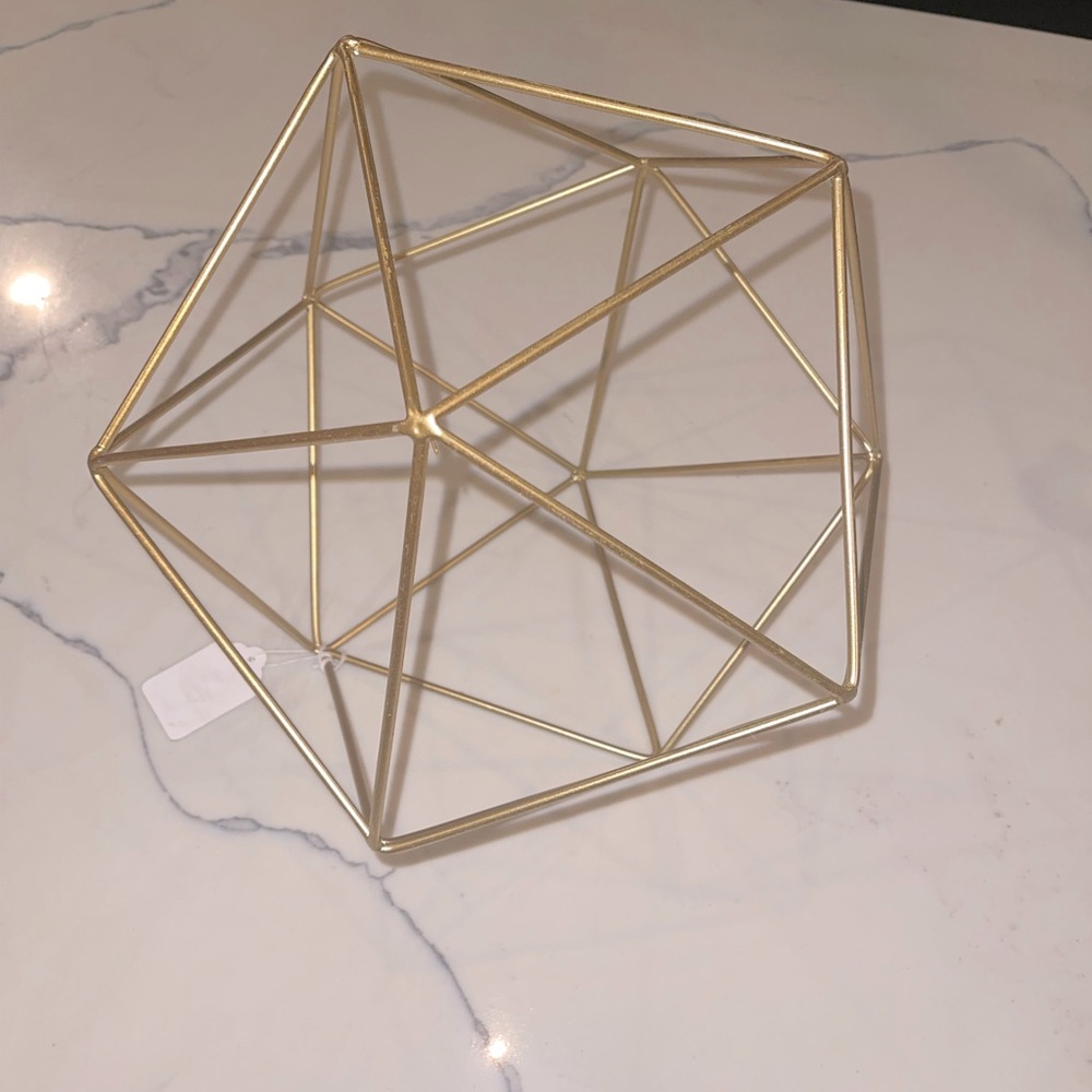 Gold sphere